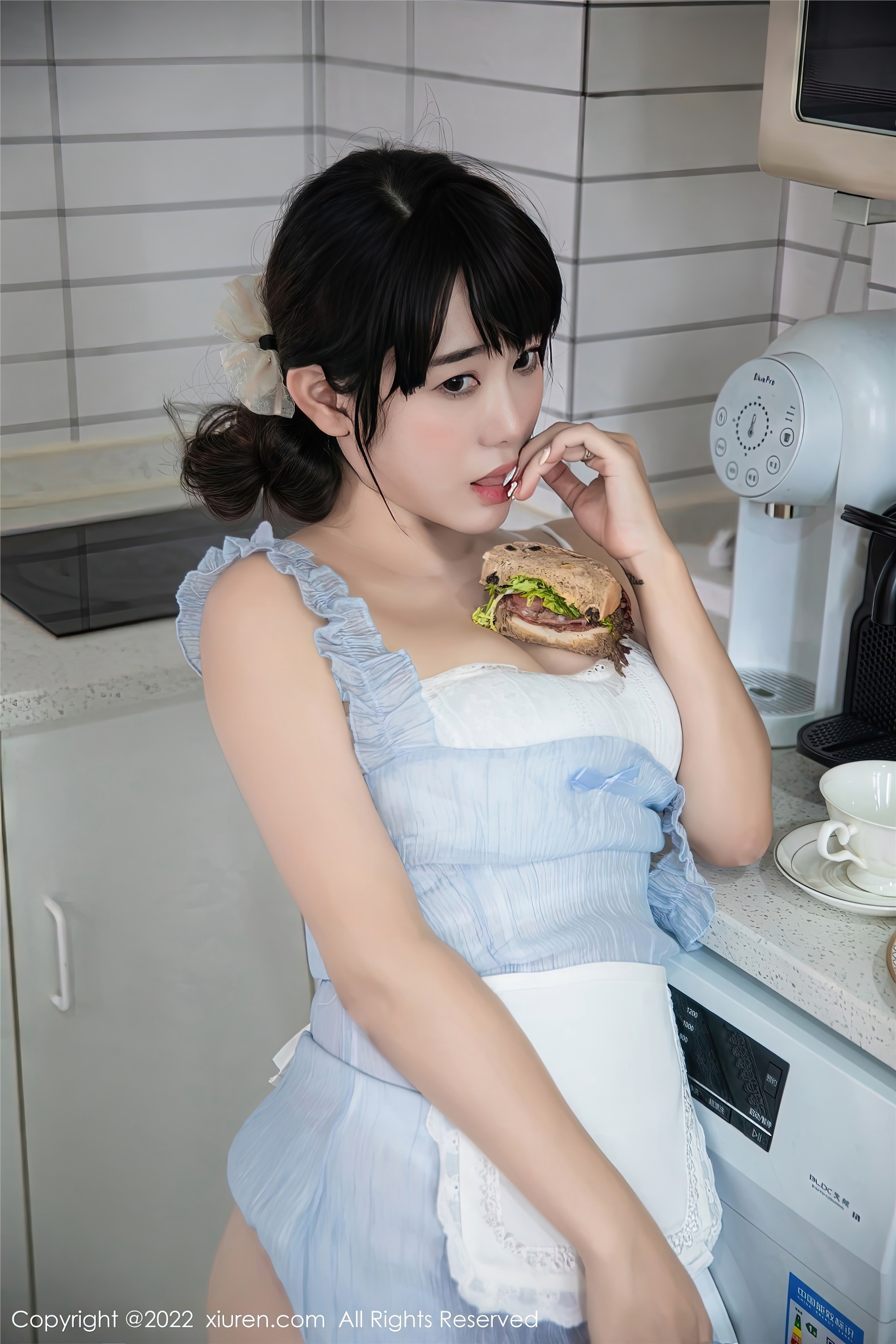 Xiuren秀人网 2022.11.10 NO.5834 严利娅Yuliya